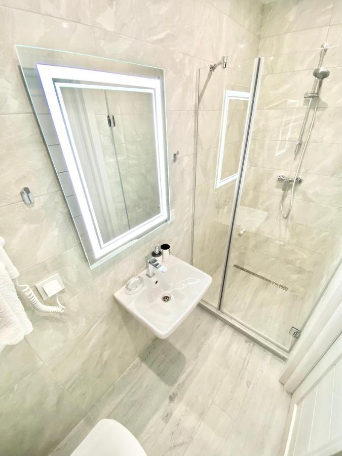 Апартаменты Аркадийский дворец. Санрайз Одесса Экстерьер фото